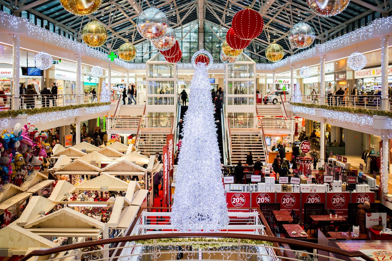 shopping mall, christmas, christmas tree-2605815.jpg